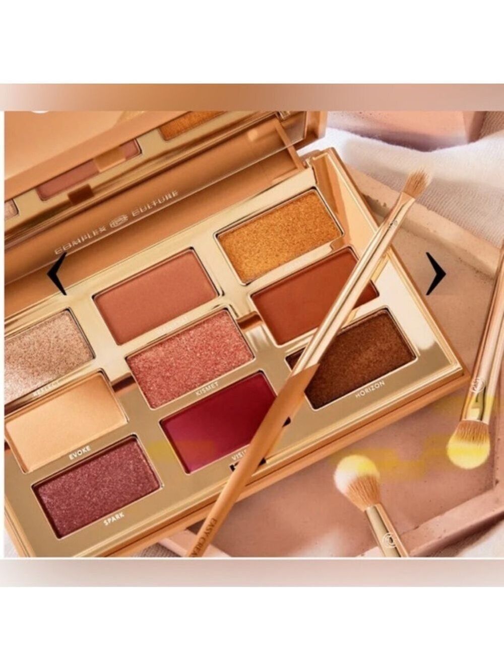 COMPLEX CULTURE Future's So Bright Eyeshadow Palette